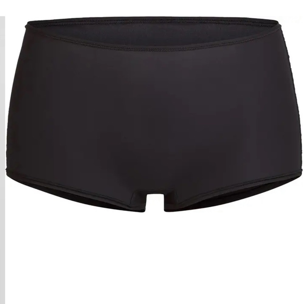 SKIMS Fits Everybody Boyshorts